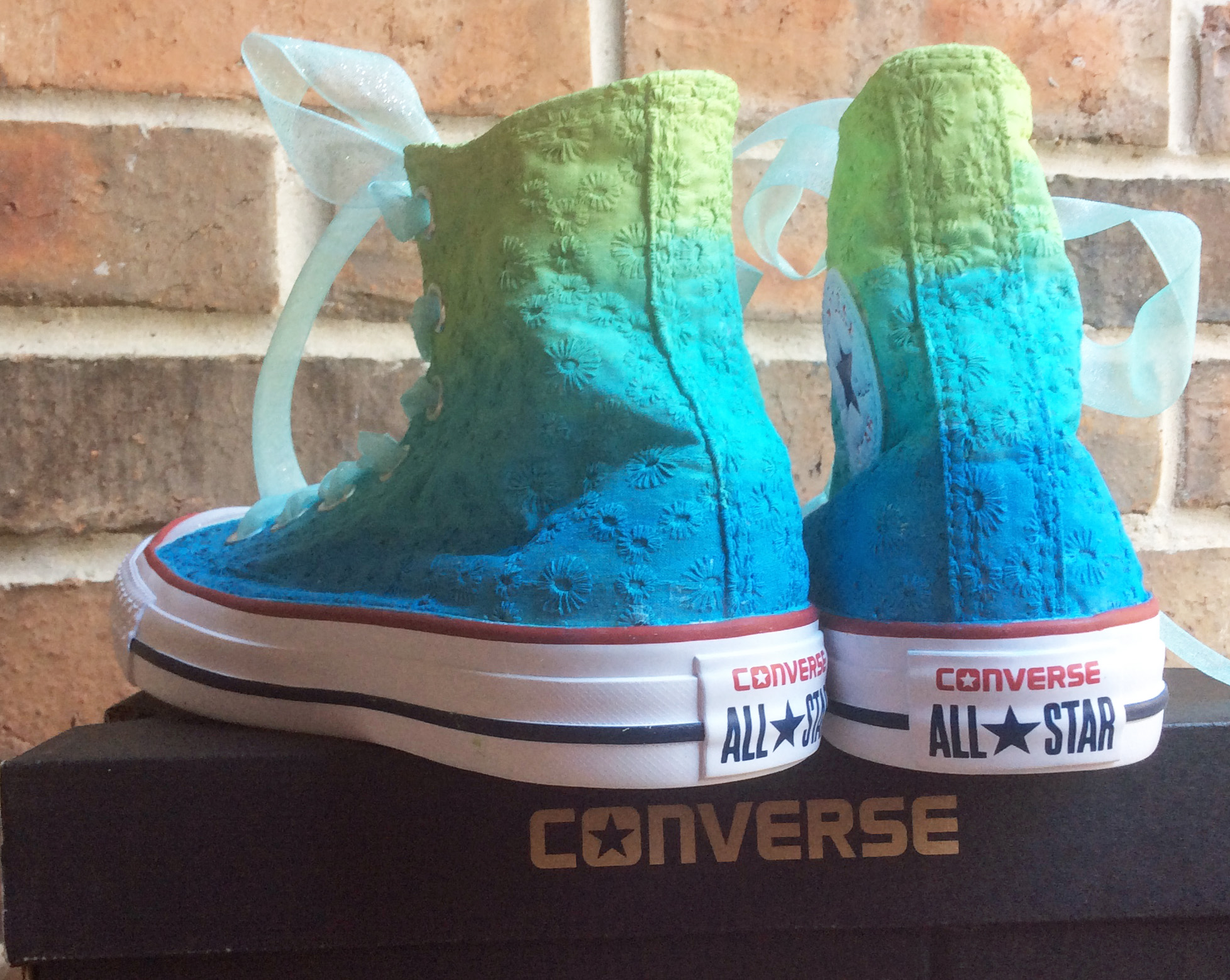 beautiful teal to green ombre chucks ombre chucks back of shoes