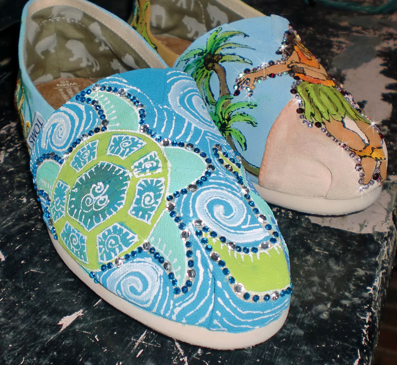 Sea Turtles and Crystals on Hawaii inspired toms Sea Turtles and Crystals