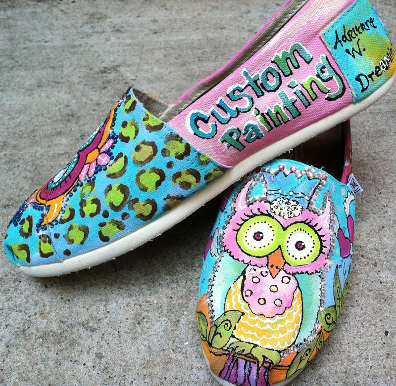 Owls dream in color hand painted toms custom painted toms with owls and lots of dreamy color
