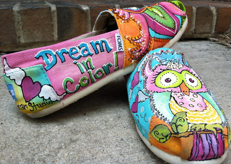 Owls dream in color hand painted toms custom painted toms with owls and lots of dreamy color