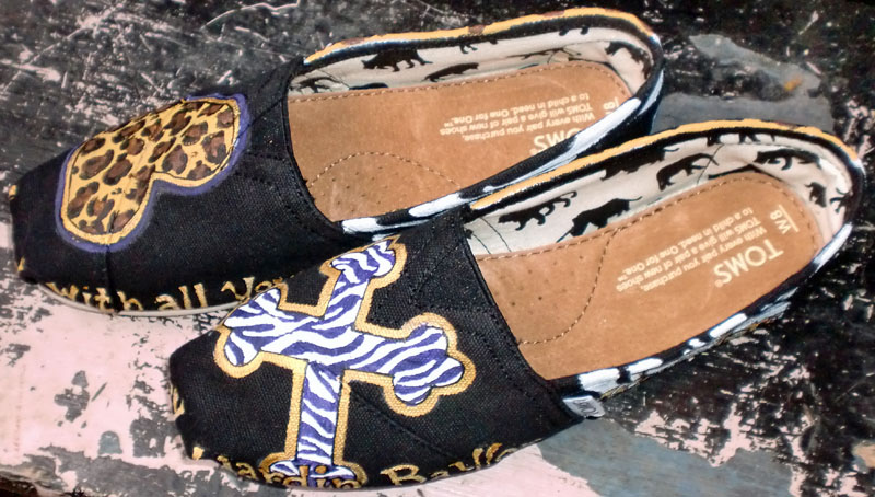 Crown and Cross zebra, cheetah print, scripture and school club animal prints crown and cross painted toms with scripture around the shoe