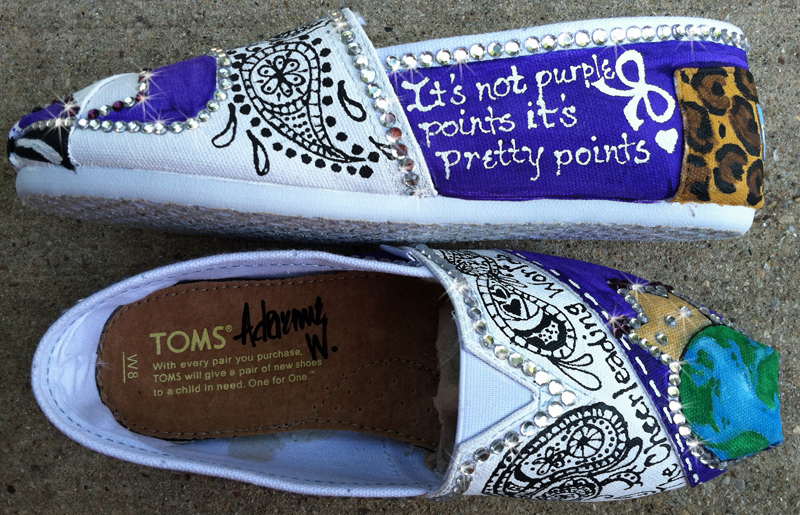 Side view of painted worlds toms Spirit of Texas Tan it and Tone it