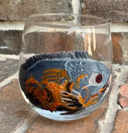 oscar painted on wine glass